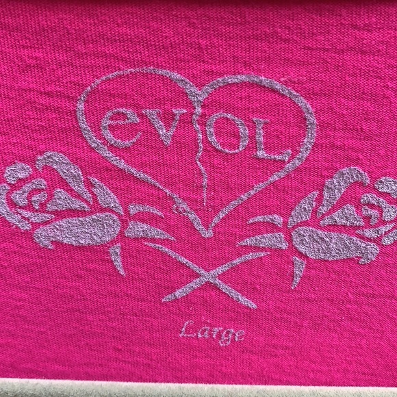 EVOL safety pin 100% pink cotton T-shirt. New! - Picture 3 of 9